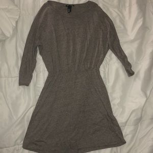 H&M Grey Long-Sleeved Dress